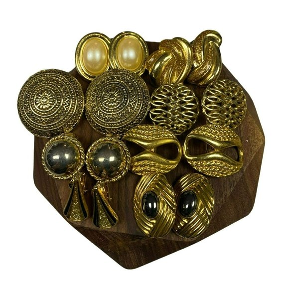 Lot of 8 Pair Vintage Gold tone Clip on Earrings Retro - Picture 1 of 3